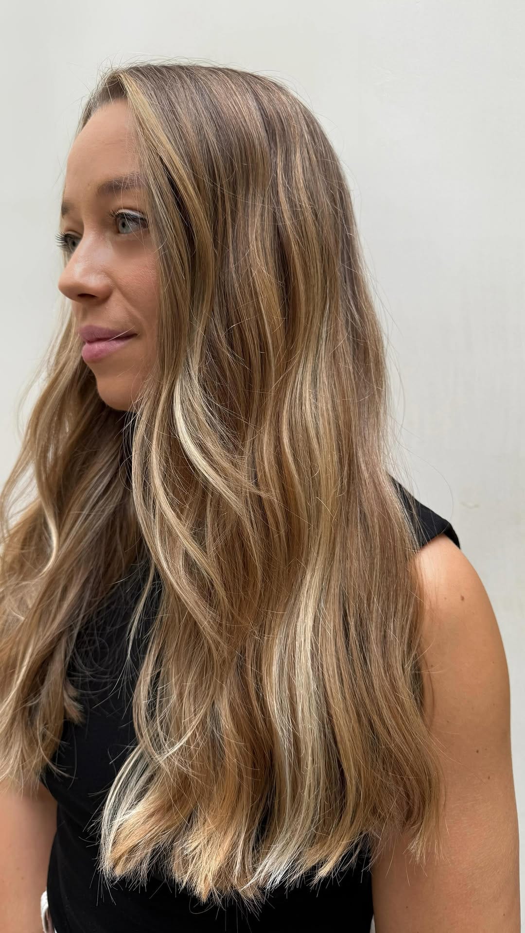 Post 8 by Salón TORO | Hair Salon on Instagram (video)