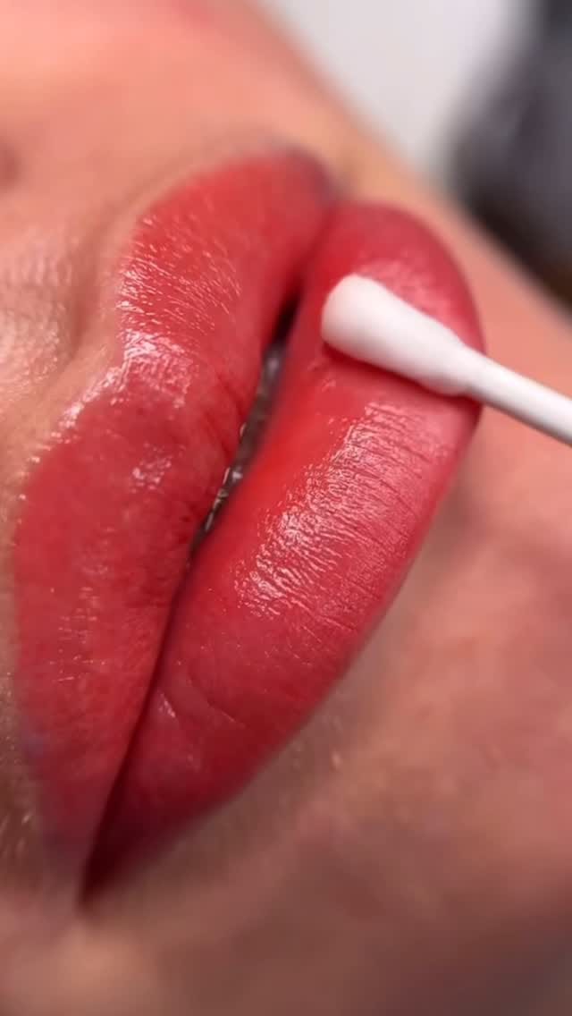 Post 1 by BEA  PALMA :: Micropigmentación Paramédica on Instagram (video)