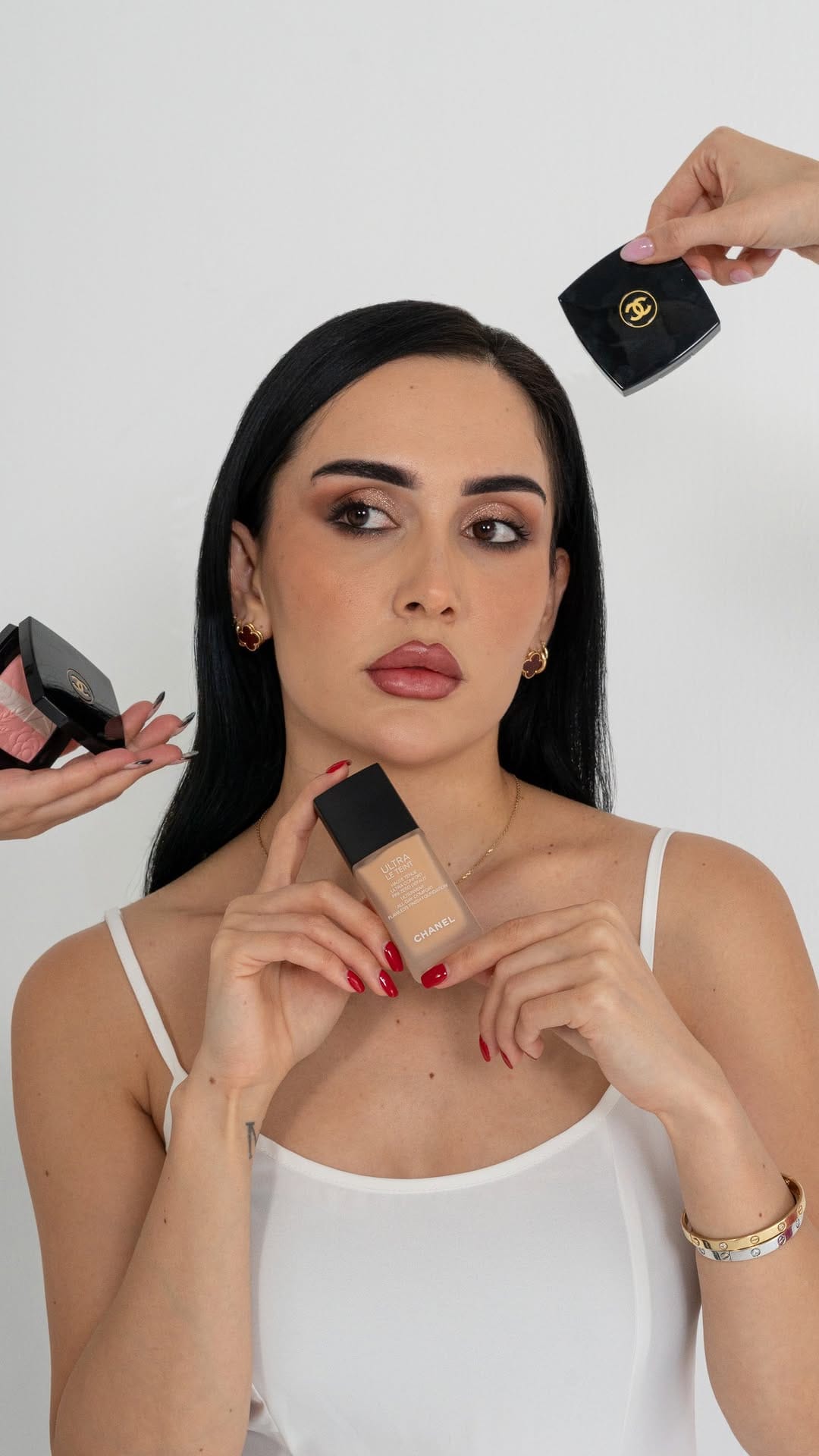 Post 6 by Layal Beauty on Instagram (video)