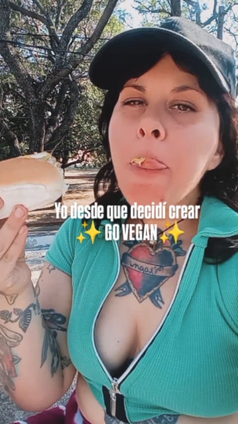 Post 3 by comida vegana on Instagram (video)