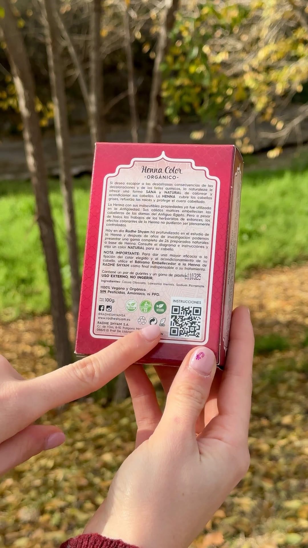 Post 5 by Radhe Shyam | Henna, Perfumería y Cosmética on Instagram (video)