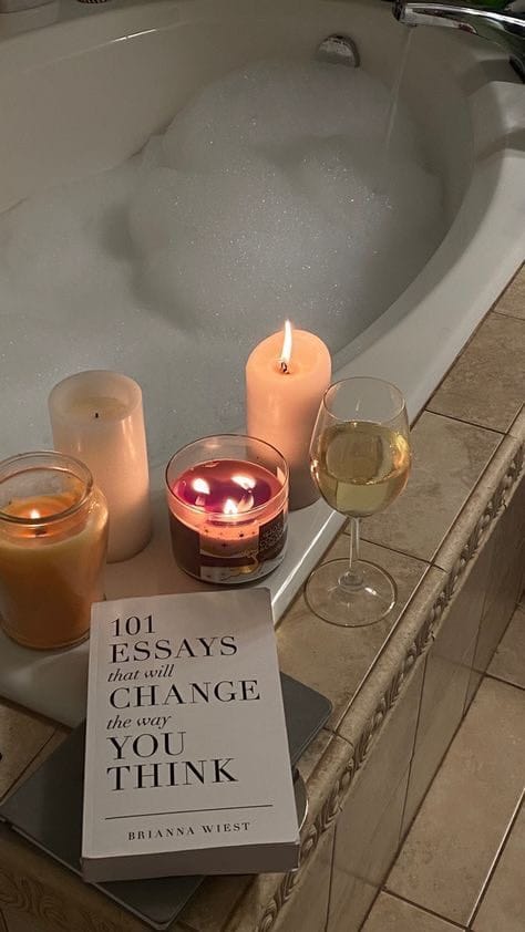Post 2 by 𝗥𝗢𝗦𝗔𝗡𝗔 𝗠𝗘𝗟𝗢 on Instagram (video)
