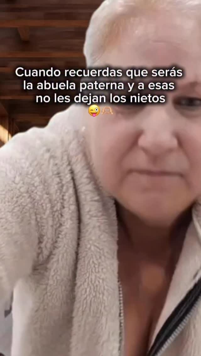 Post 1 by Jennifer | MamaSinRetorno on Instagram (video)