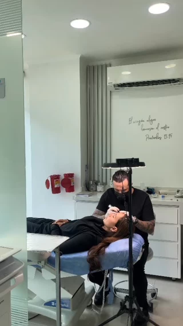 Post 5 by micropigmentación armenia on Instagram (video)