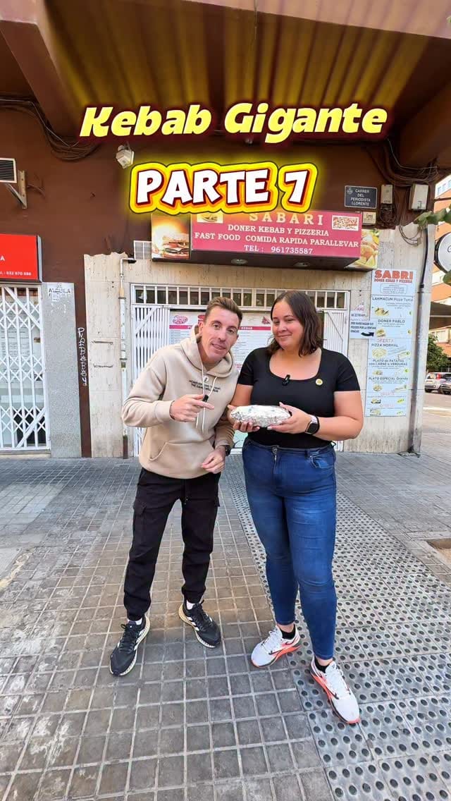 Post 6 by Andrea Colás on Instagram (video)