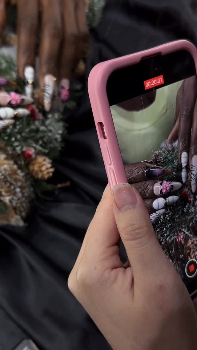 Post 7 by Buckhead Signature Nails & Spa on Instagram (video)