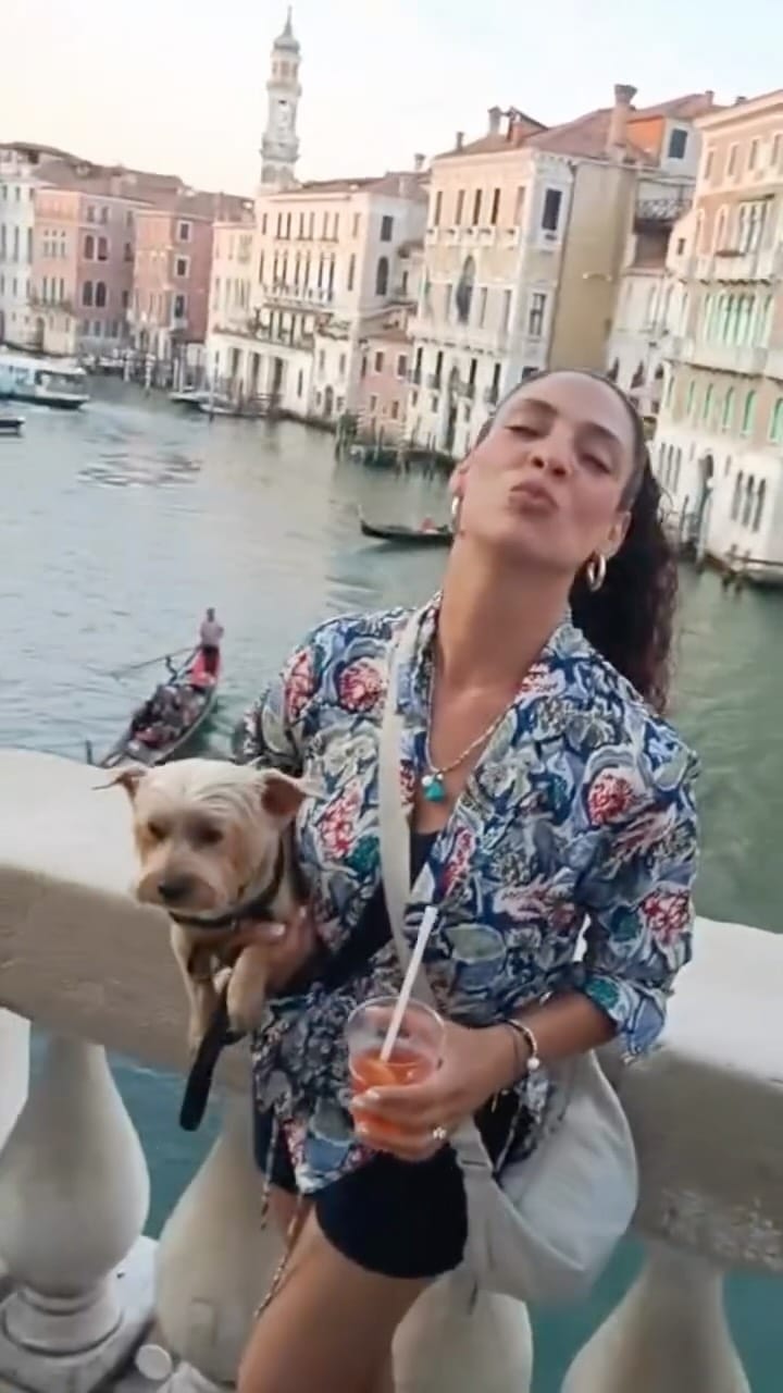 Post 10 by Lucia Cobos on Instagram (video)