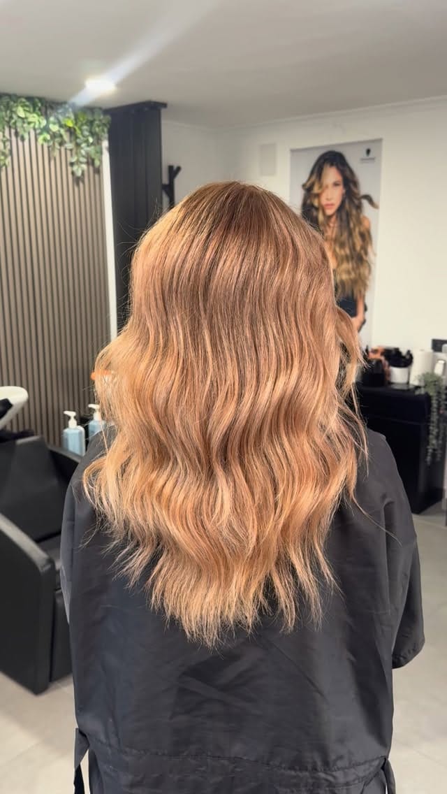 Post 3 by Fran Almagro Hair Studio on Instagram (video)