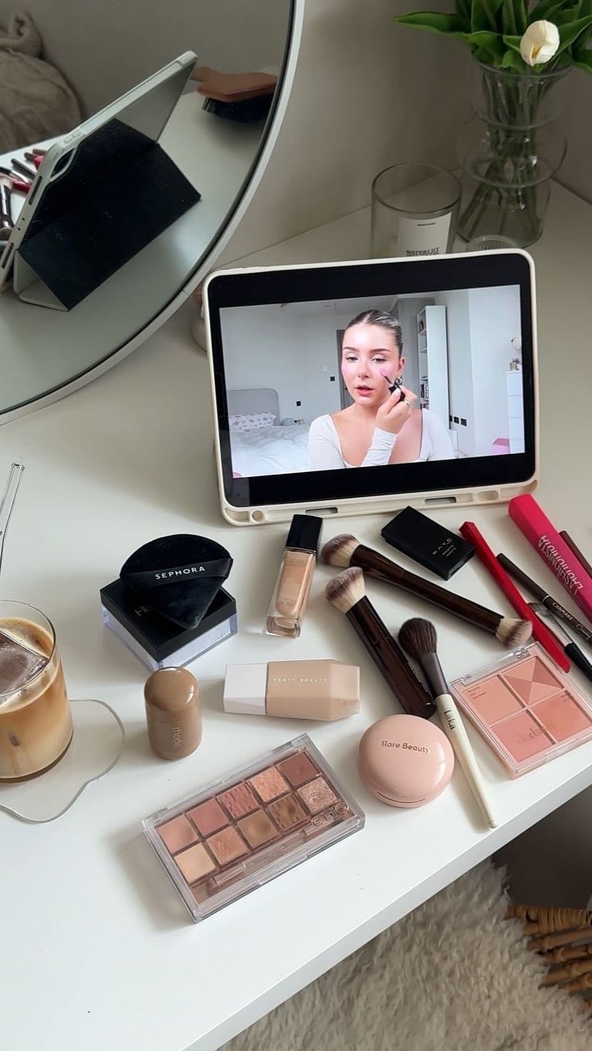 Post 9 by Nina on Instagram (video)