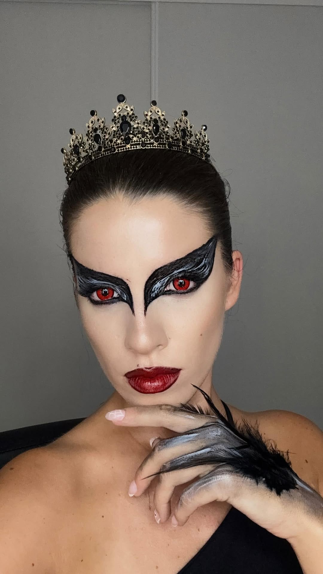 Post 7 by Nina on Instagram (video)