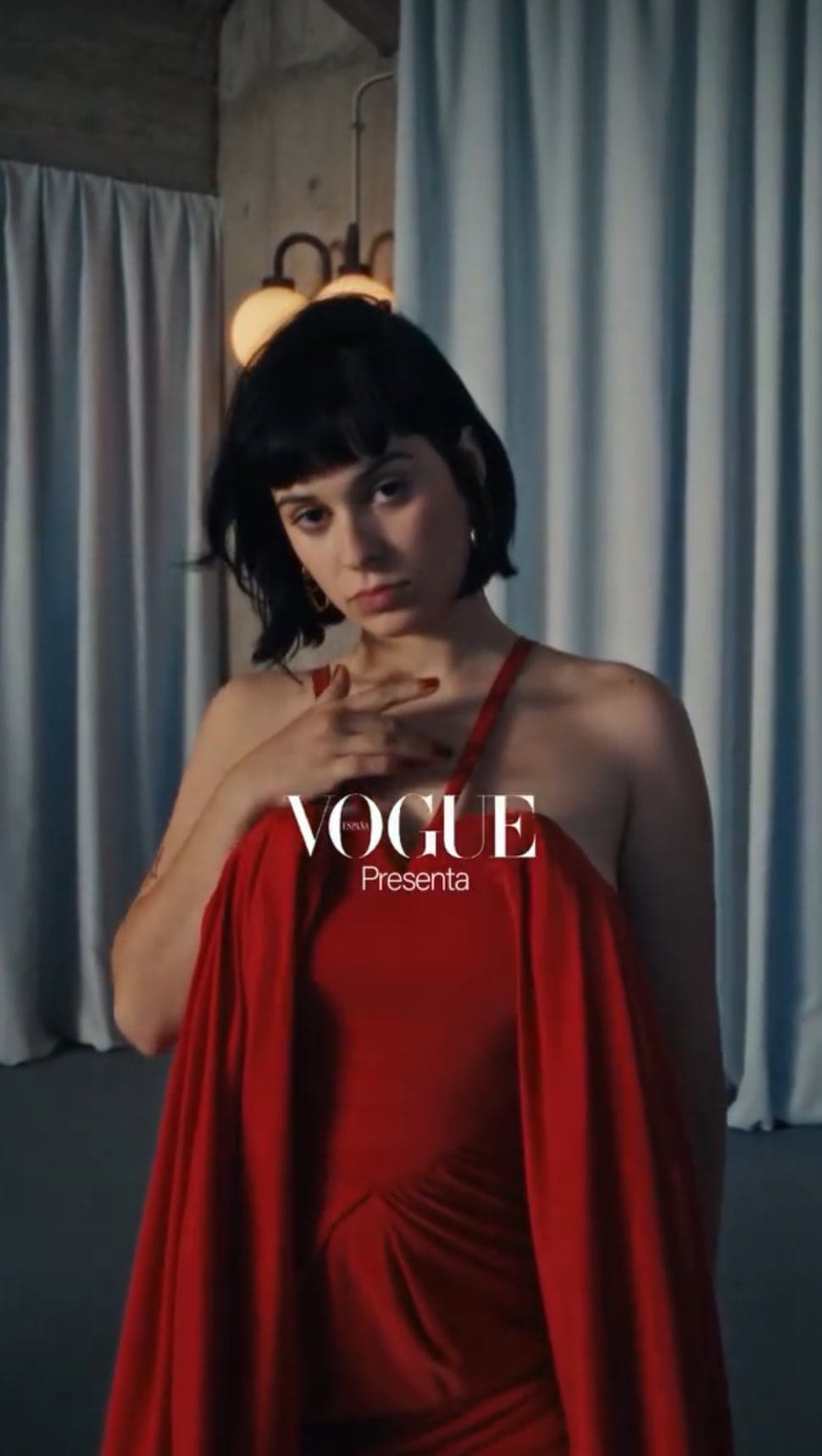 Post 10 by Dani Zuñiga Hair & Make up on Instagram (video)