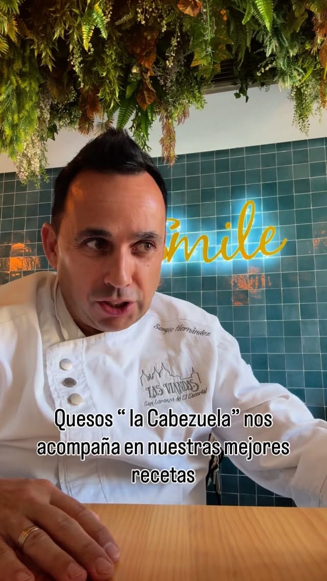 Post 7 by QUESOS LA CABEZUELA on Instagram (video)