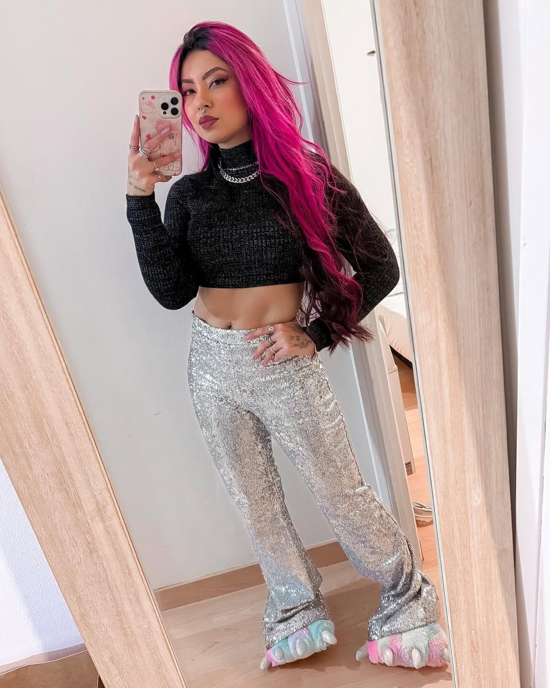 Post 8 by Téia Abe - Blogamer 💋🎮 on Instagram (carousel)