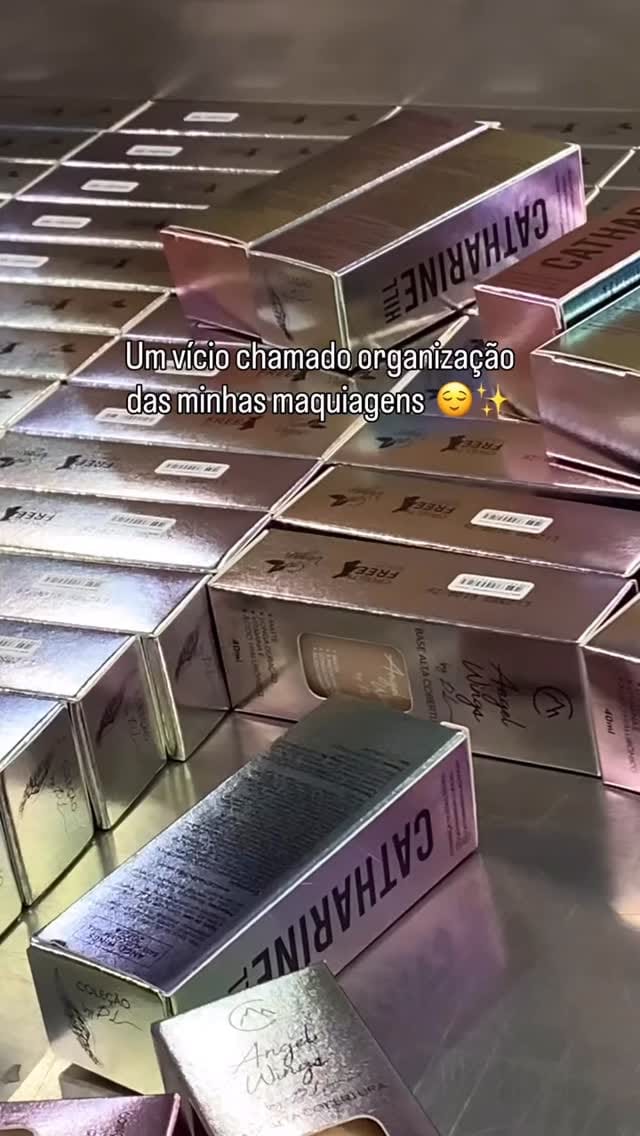 Post 10 by Maquiagem & Cosméticos💄AVR Distribuidora PR/SC/RS/MS on Instagram (video)