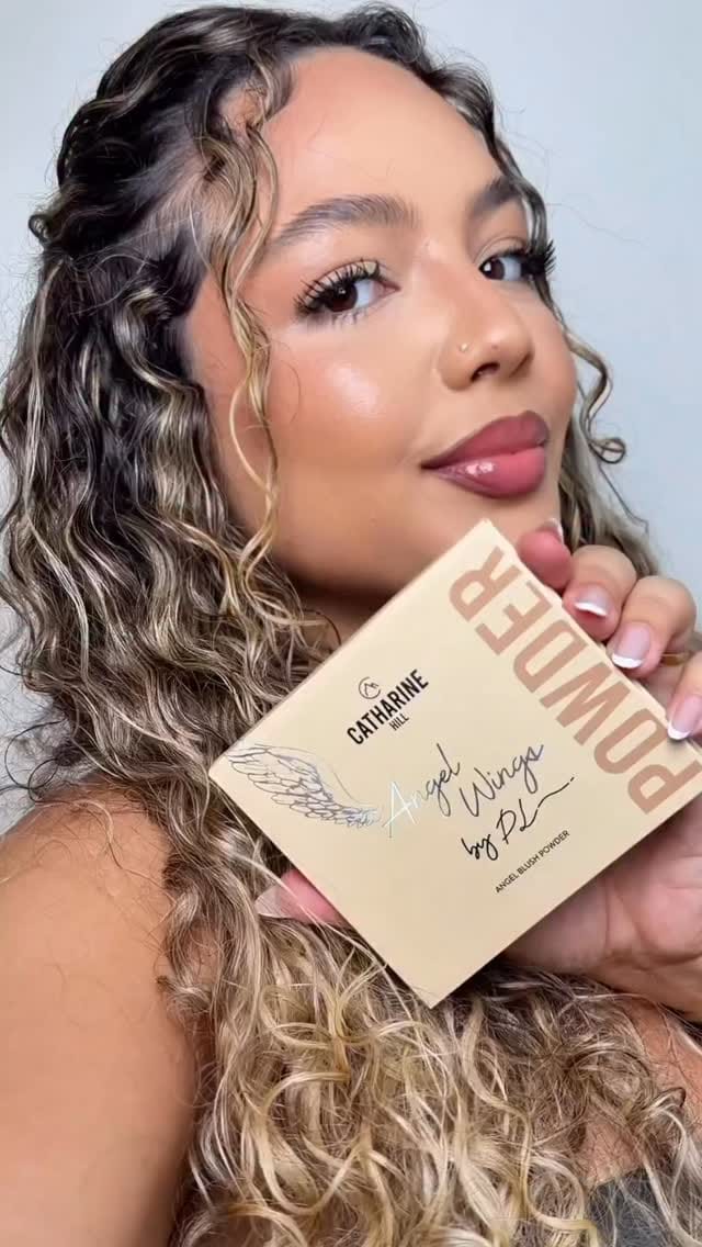 Post 9 by Maquiagem & Cosméticos💄AVR Distribuidora PR/SC/RS/MS on Instagram (video)