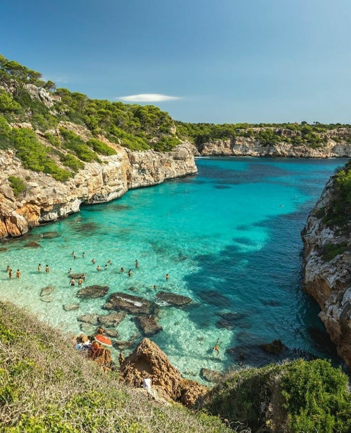Post 4 by Mallorca Luxury Lifestyle on Instagram (carousel)