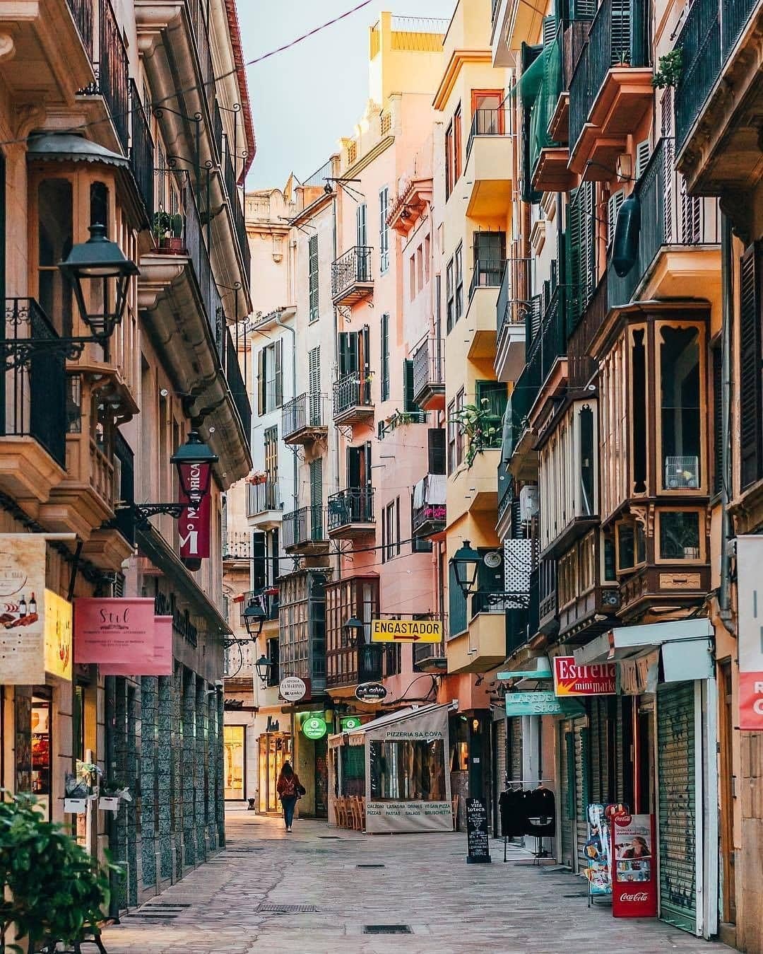 Post 2 by Mallorca Luxury Lifestyle on Instagram (image)
