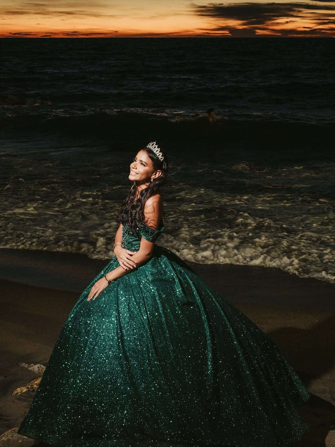 Post 3 by Mana Boutique & Estudio | Vestidos Cartagena on Instagram (carousel)