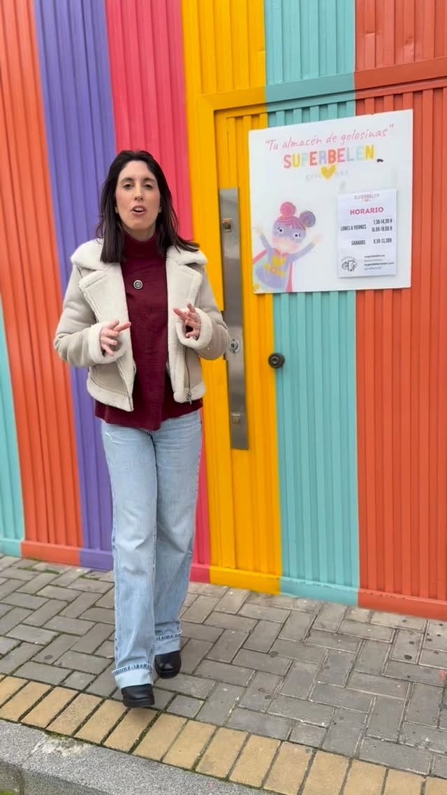 Post 2 by Golosinas SUPERBELEN on Instagram (video)