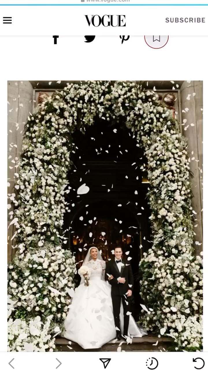 Post 10 by Maquilladora , Educadora y Fotógrafa on Instagram (video)