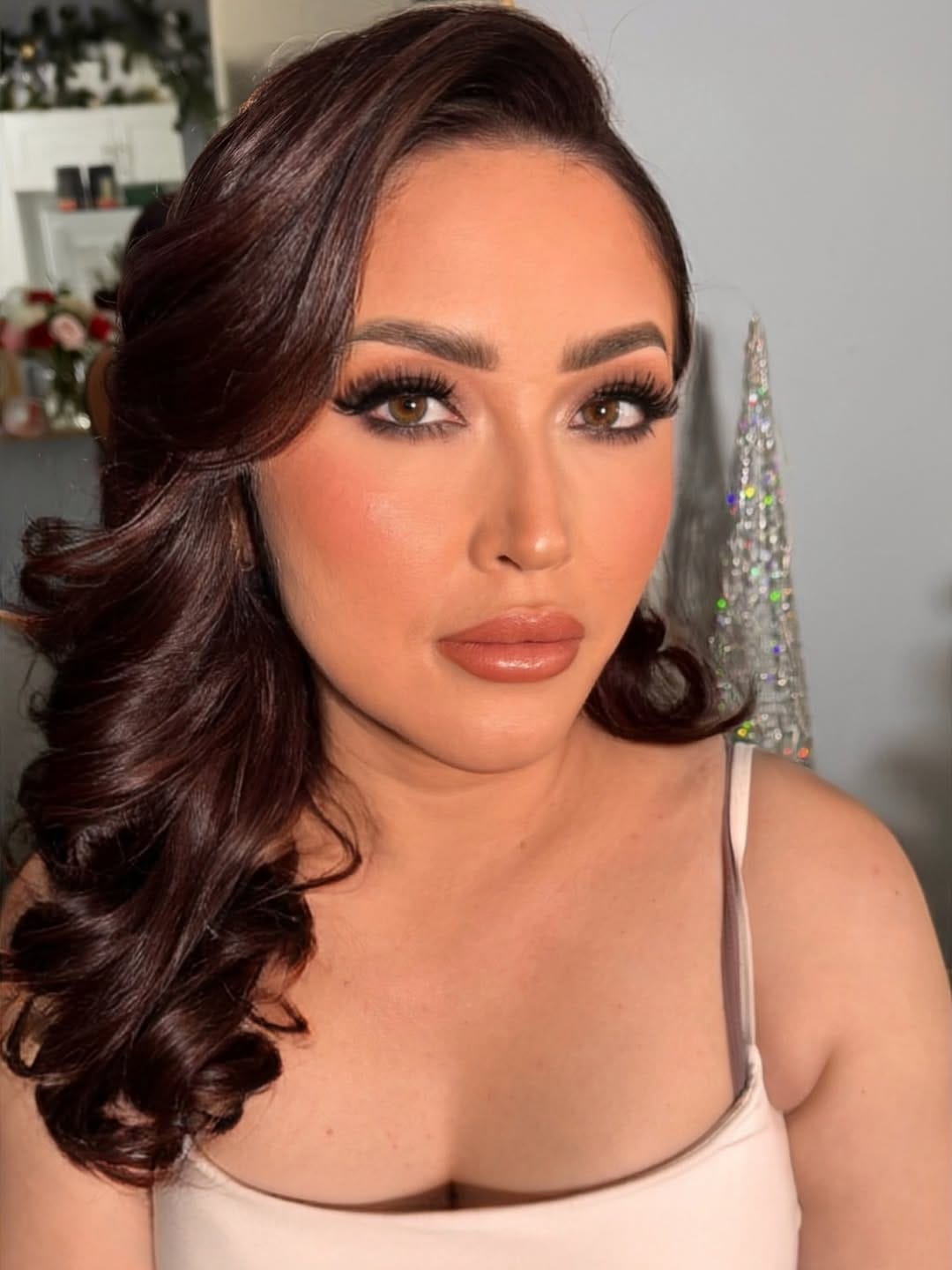 Post 1 by MAKEUP & HAIR ARTIST.🇵🇷by ELIZABETH TOLEDO on Instagram (carousel)