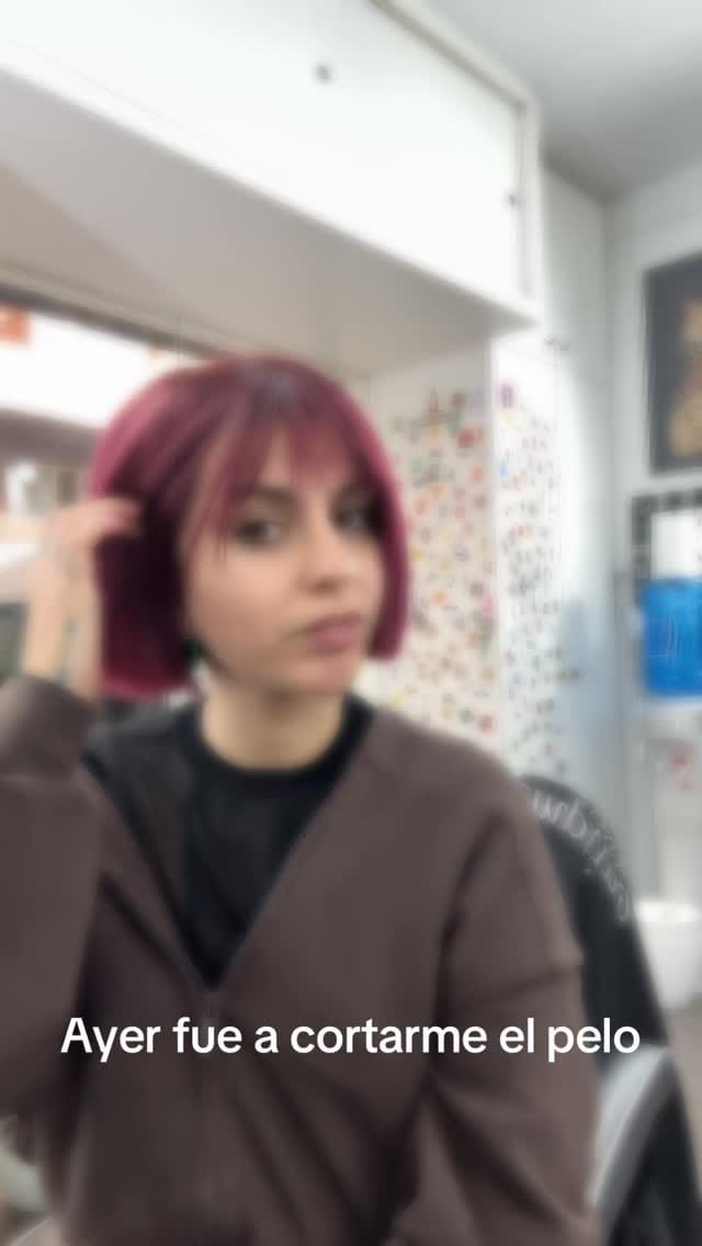 Post 7 by Stefania  Komatsu Barber on Instagram (video)