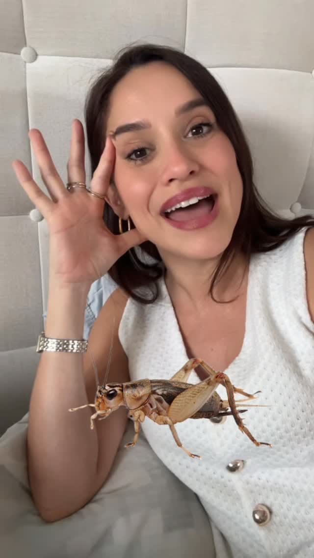 Post 9 by Andrea Navarrete Cosmetologa / MakeupArtist on Instagram (video)