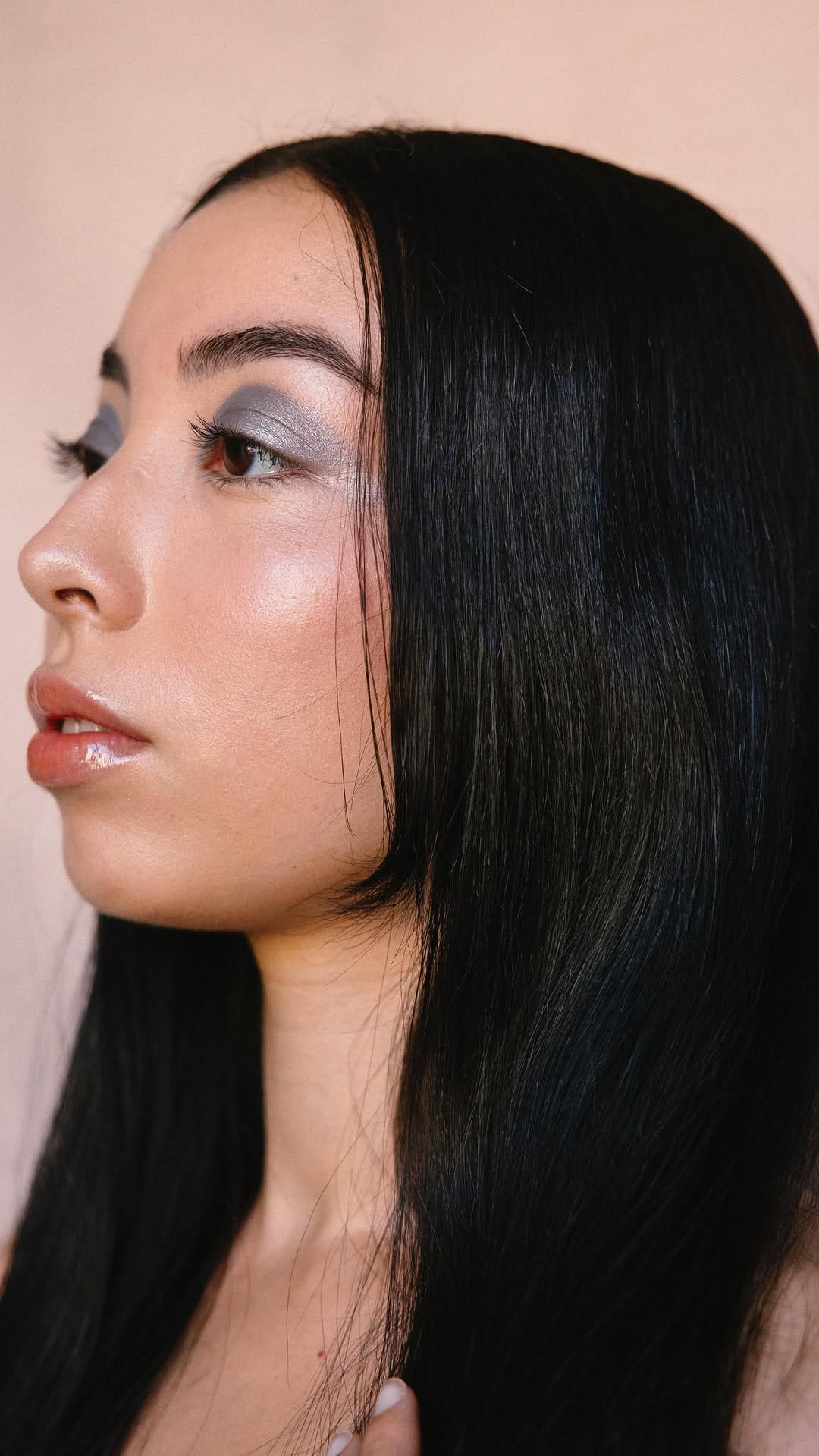 Post 2 by LAURA GESTO| BEAUTY ARTIST on Instagram (video)
