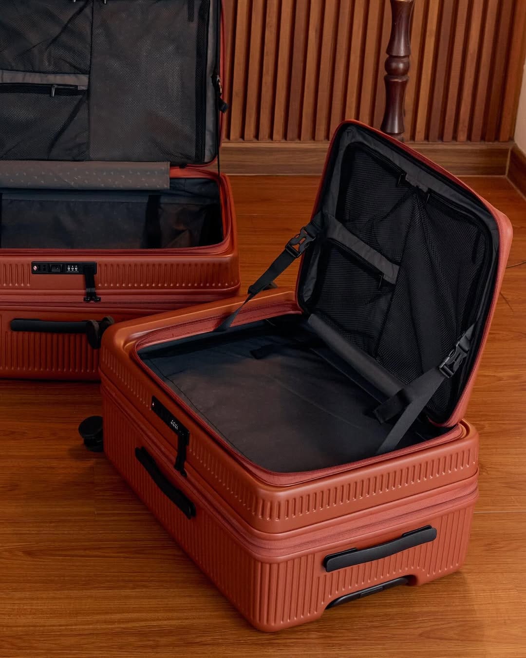 Post 2 by Caggioni Luggage (Official IG) on Instagram (carousel)