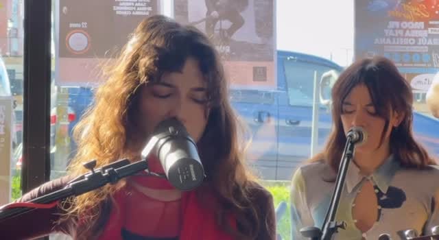 Post 8 by Discos Alta Fidelidad on Instagram (video)