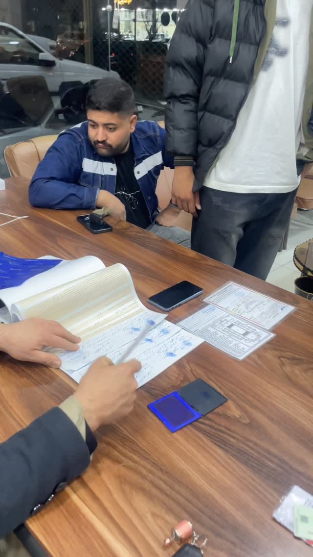 Post 8 by الیکس رحمانی بانه on Instagram (video)