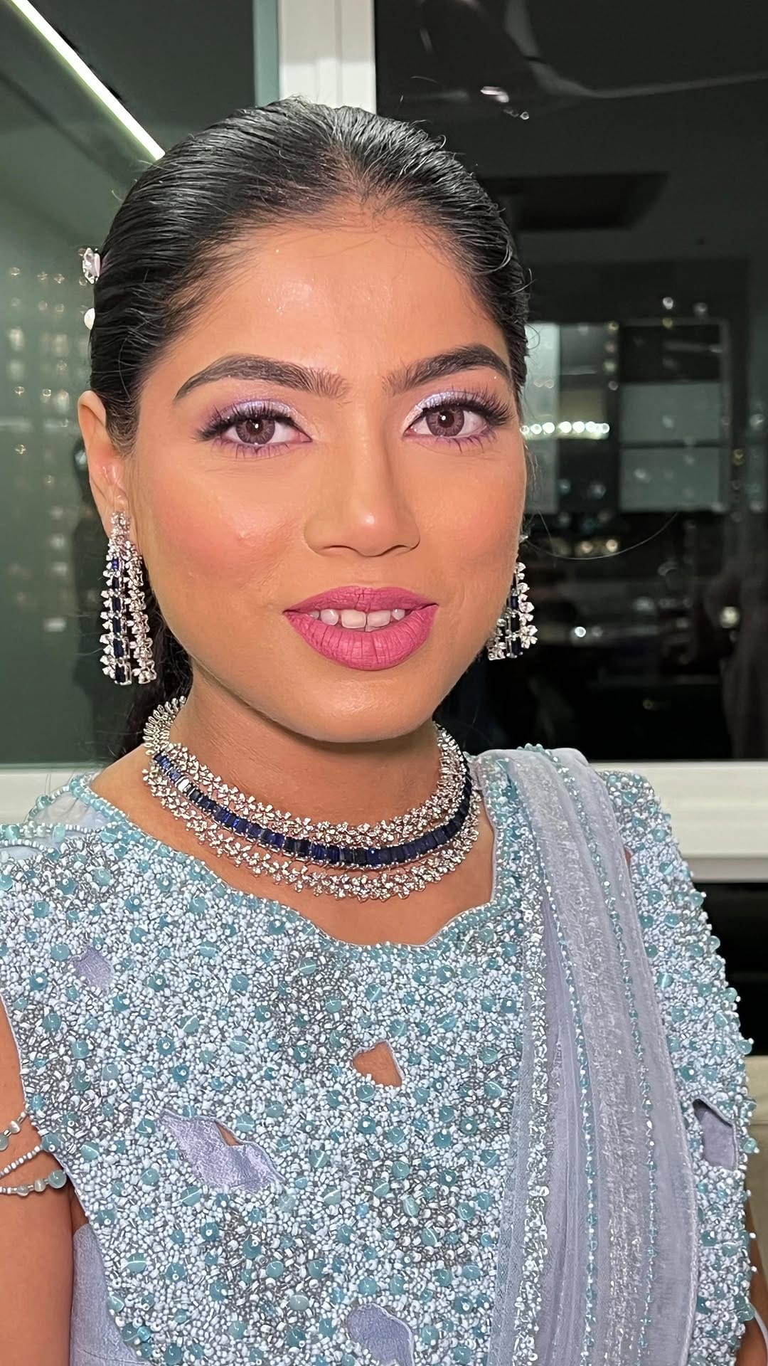 Post 9 by Hemali Bhatia Makeupartist 🧿 on Instagram (video)
