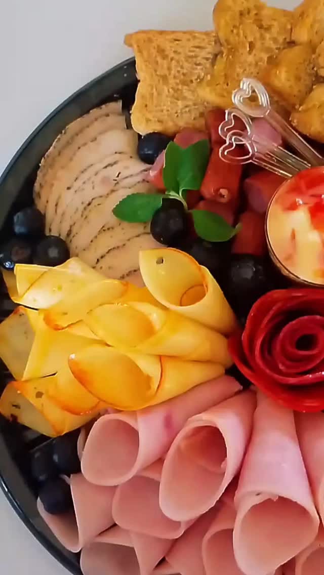 Post 6 by Catering, Eventos y Refrigerios Cartagena on Instagram (video)