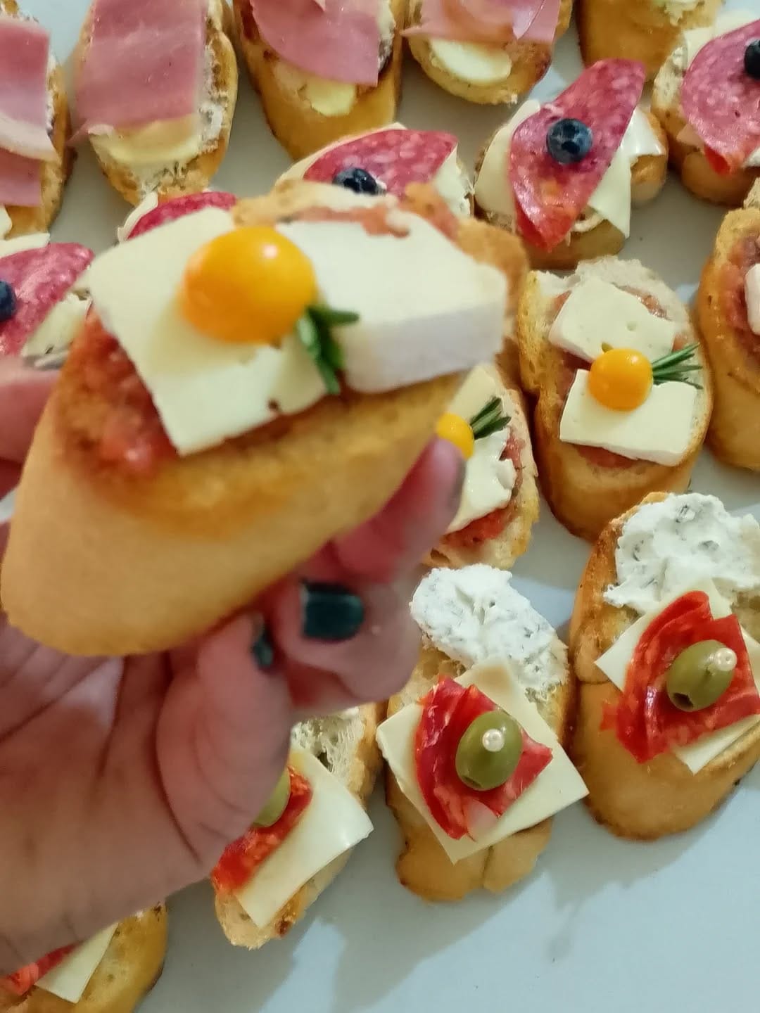 Post 2 by Catering, Eventos y Refrigerios Cartagena on Instagram (carousel)