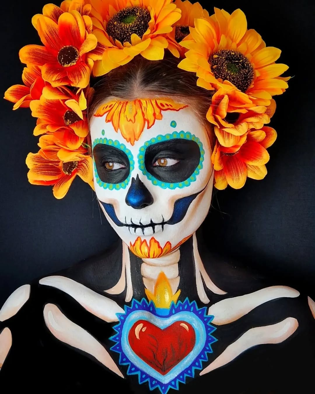 Post 9 by Crisstin Makeup ✨️ Maquillaje ✨️ Peinado ✨️ Bellypaint ✨️ FX on Instagram (carousel)
