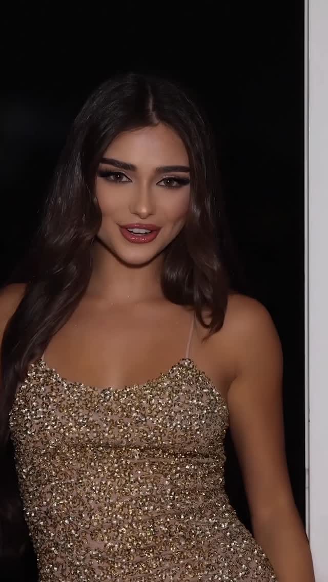 Post 6 by Mahsa Deilami on Instagram (video)