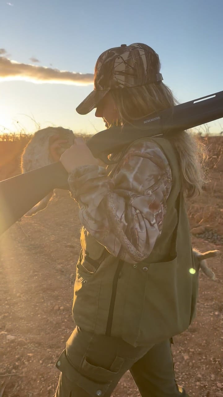 Post 10 by Armeria Laparra on Instagram (video)
