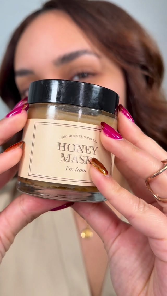 Post 5 by Ambar Beauty| Content Creator & Makeup Artist Madrid on Instagram (video)