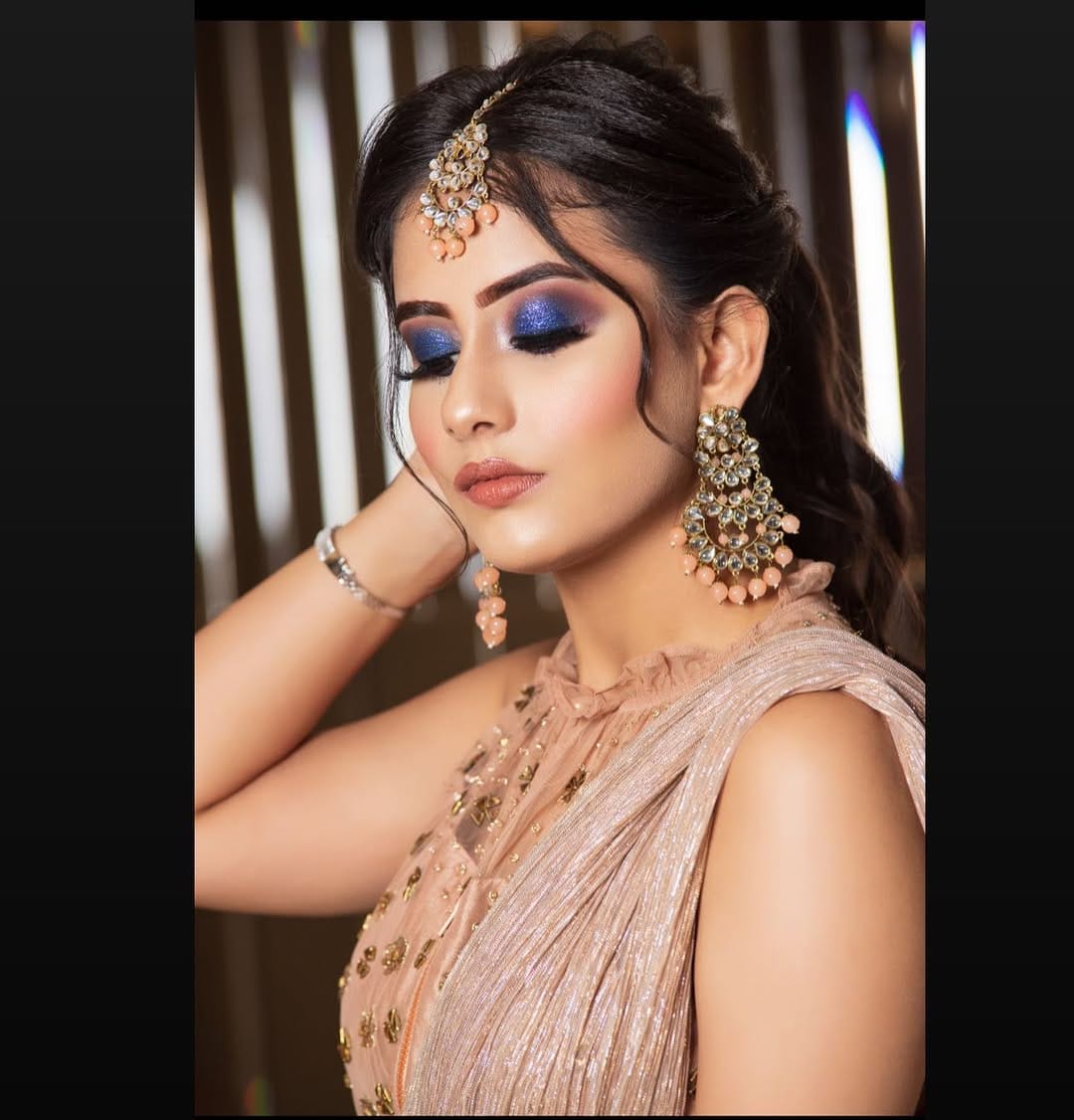 Post 10 by MakEoversBY SanGreena Baweja🧿 on Instagram (image)