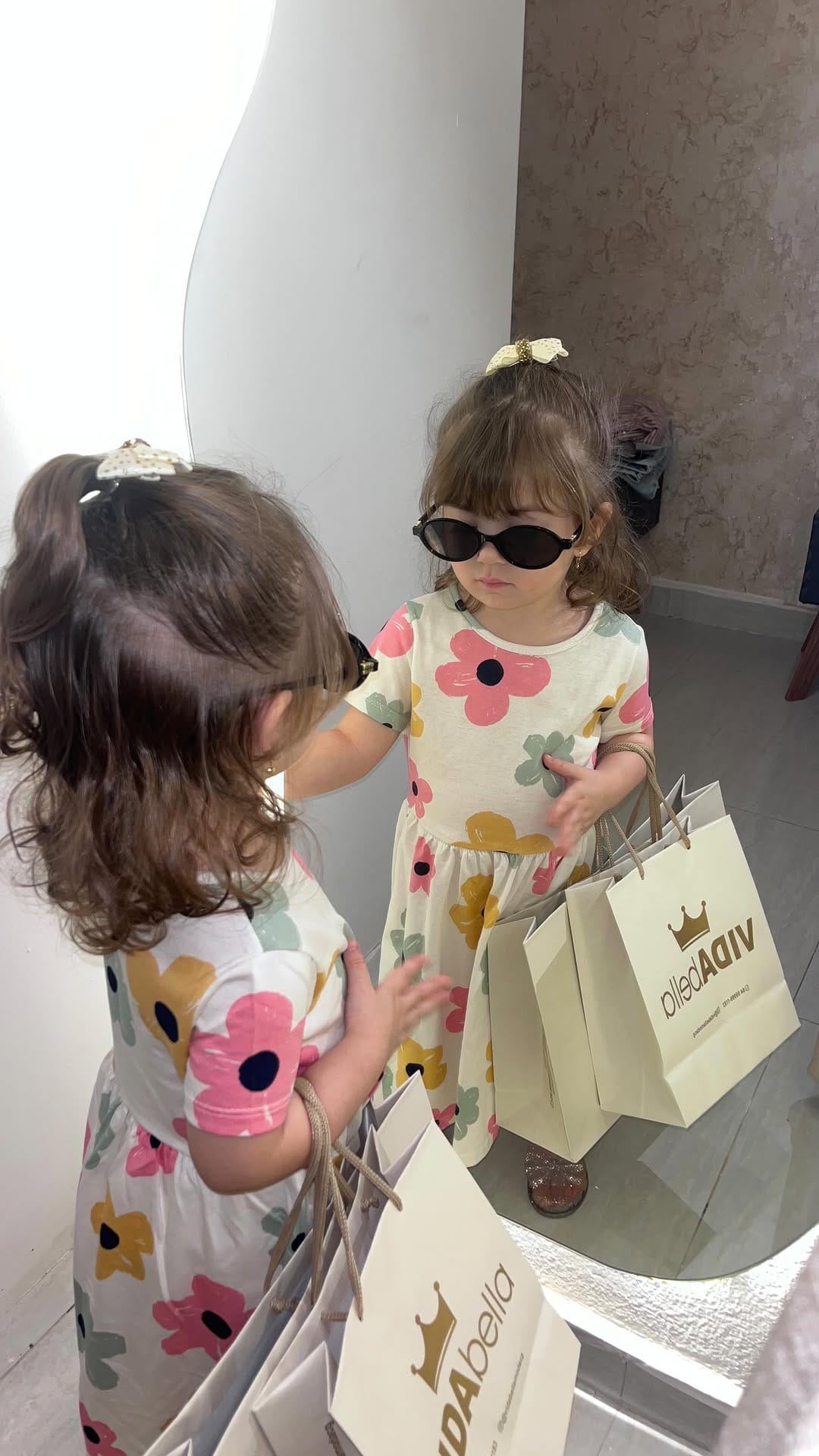Post 7 by Fabia Regina on Instagram (video)