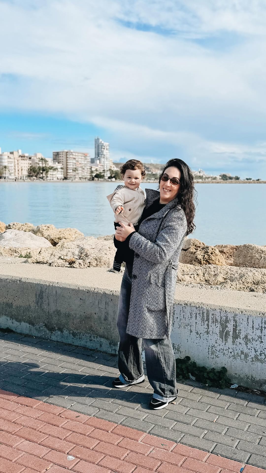 Post 2 by Soraya OnBelleza on Instagram (video)