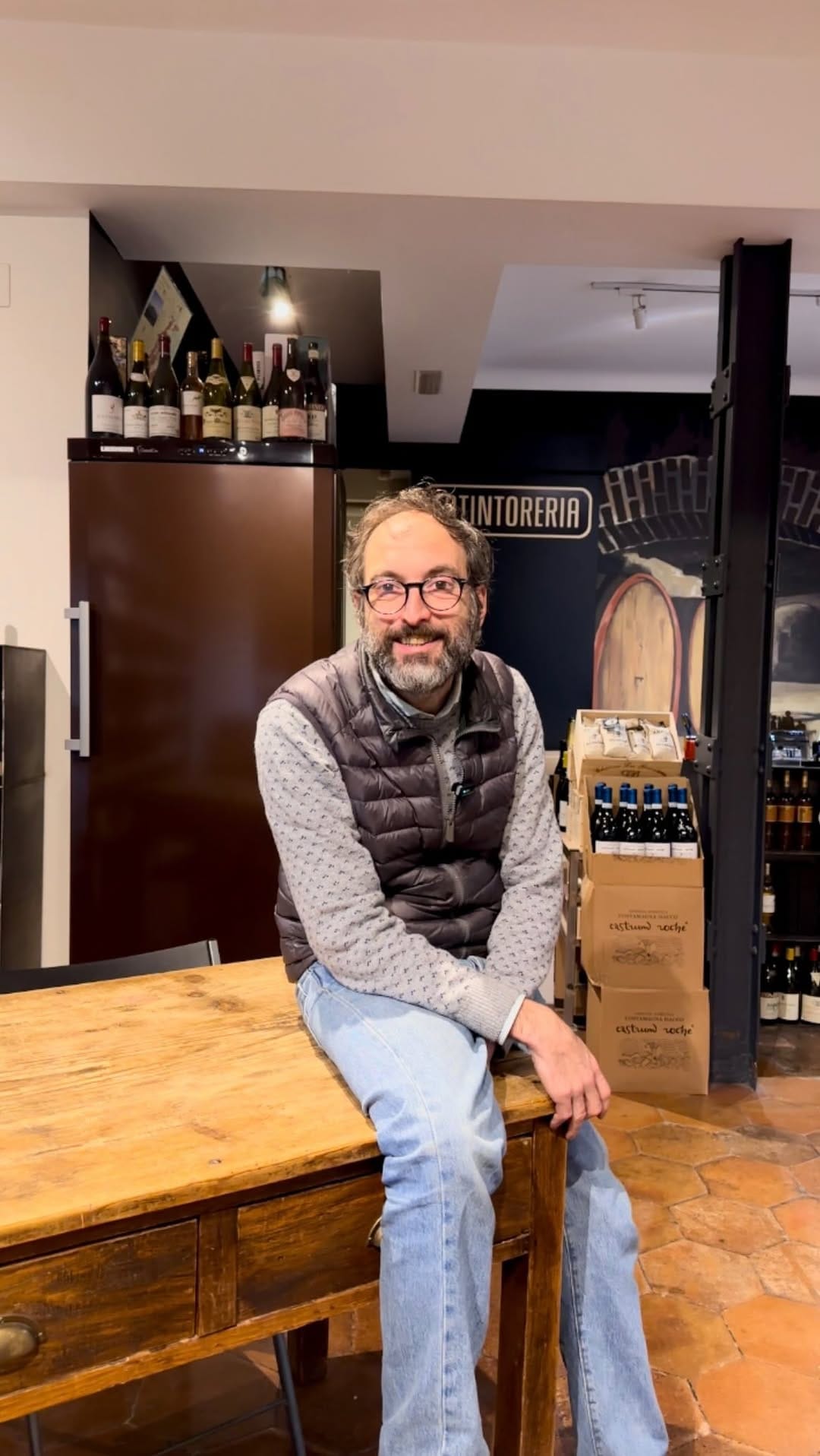Post 4 by LaTintoreria Vinoteca on Instagram (video)