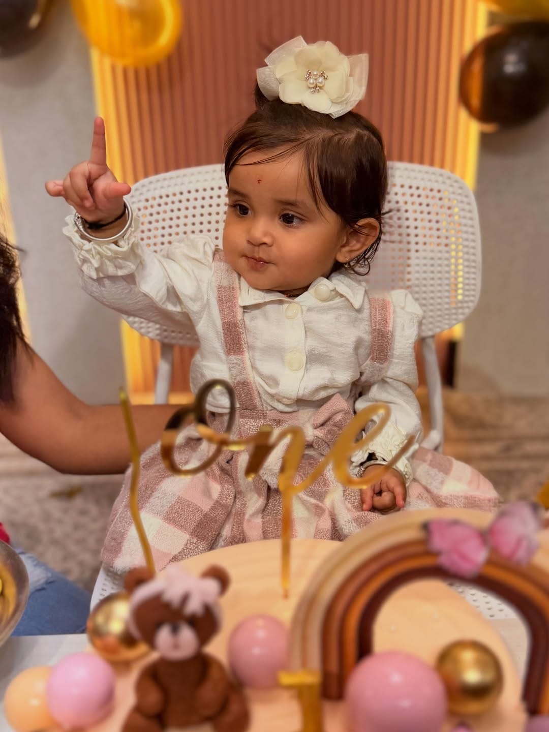 Post 8 by Rajshri More | Indian Makeup & Hairstyle Artist | on Instagram (carousel)