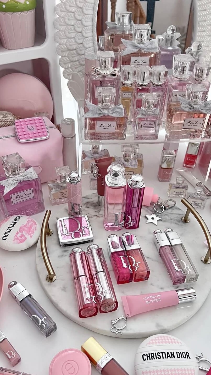 Post 2 by Granada Perez 🎀 on Instagram (video)