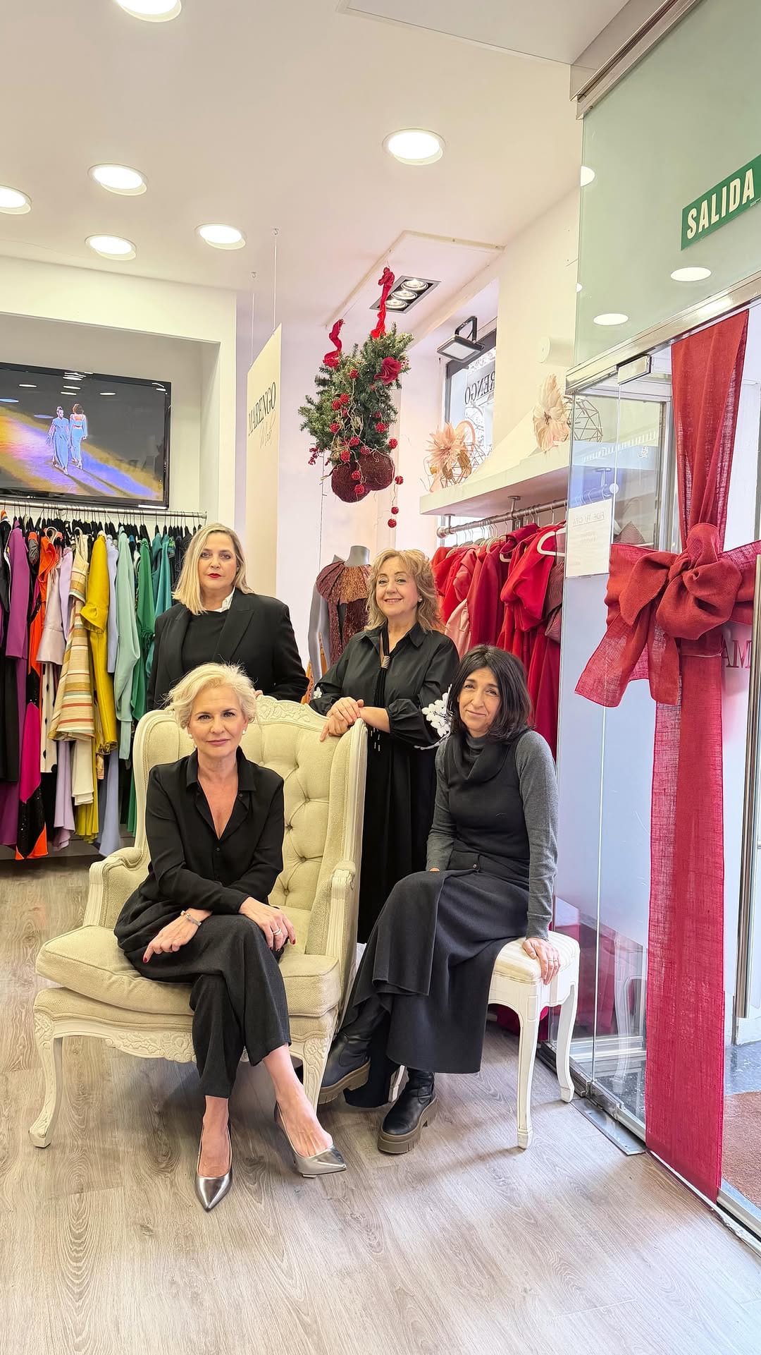 Post 7 by Marengo Moda on Instagram (video)