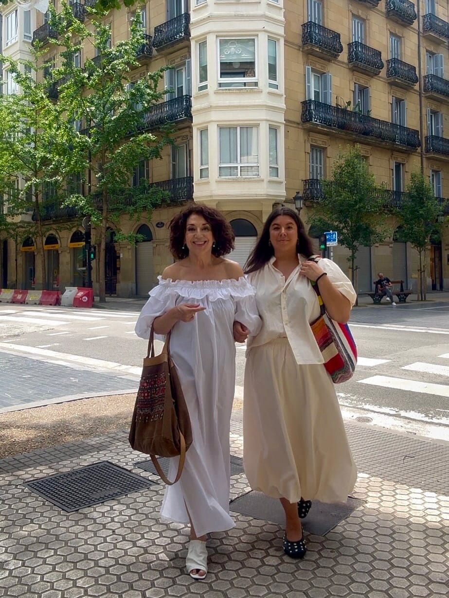 Post 7 by Tienda de ropa de mujer 📍San Sebastián on Instagram (carousel)