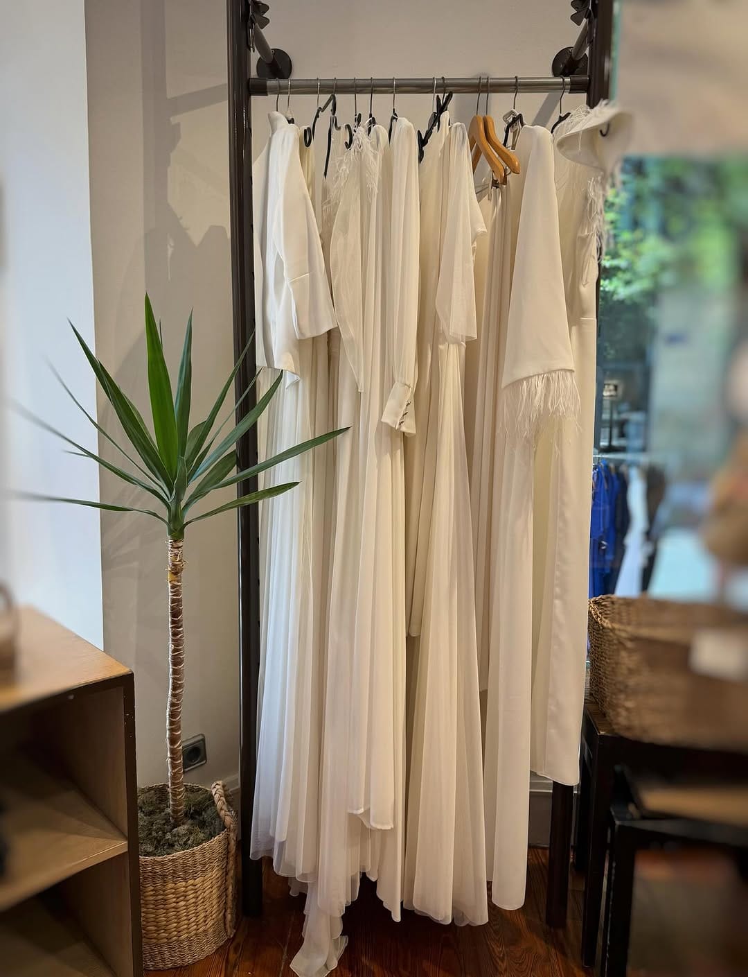 Post 9 by Tienda de ropa de mujer 📍San Sebastián on Instagram (image)