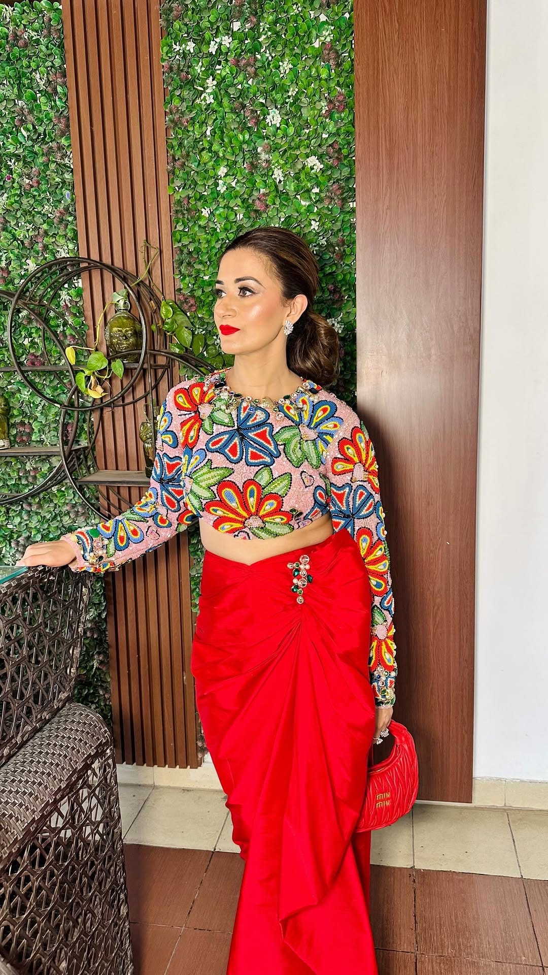 Post 4 by Kanika Nagpal on Instagram (video)