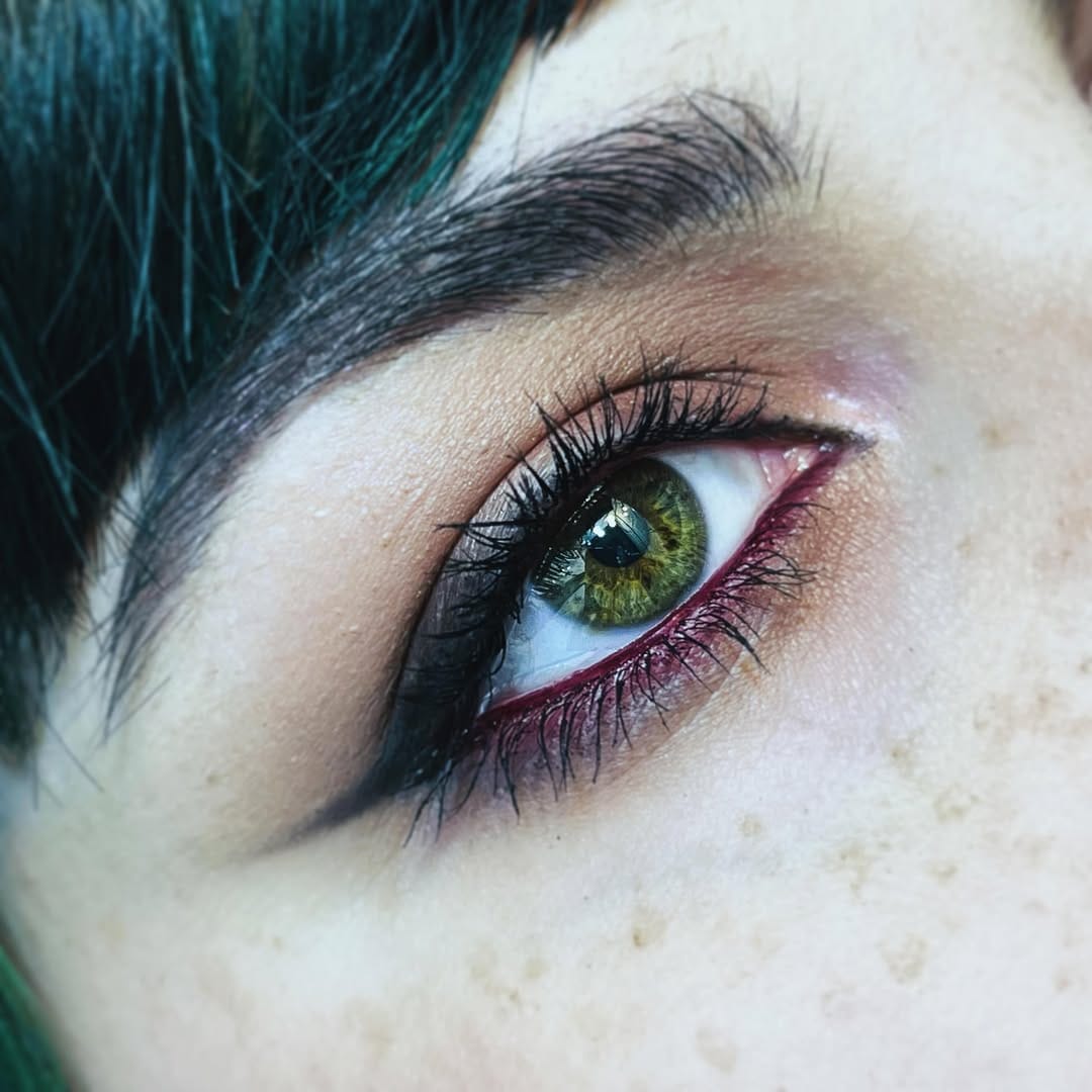 Post 3 by Bex Lecter on Instagram (image)