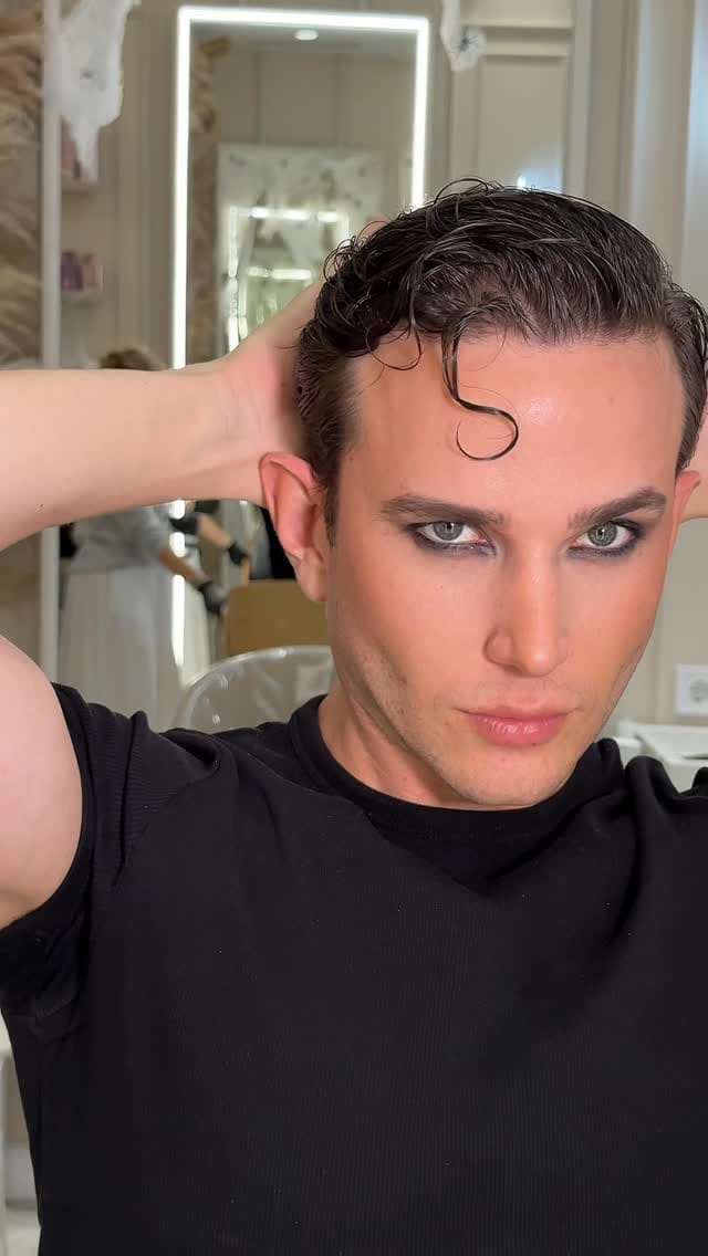 Post 8 by Makeup artist• Визажист • Barcelona • Paris on Instagram (video)